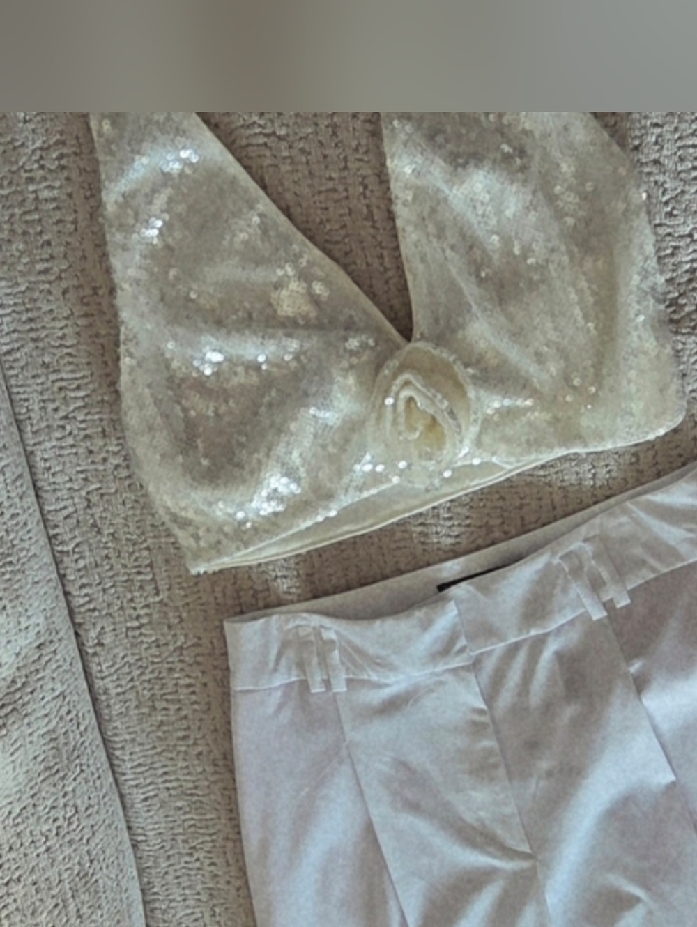 Zara NWT Ivory Sequin Halter Top with Rosette – Special OccasionD Sz M
